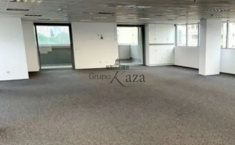 Sala Comercial para alugar, 316m² no Jardim Caravelas, São Paulo