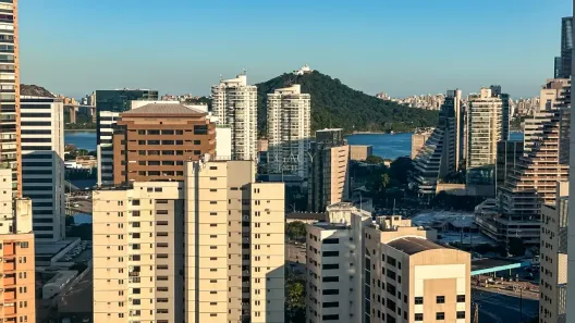 Apartamento com 3 Quartos à venda, 20m² no Santa Helena, Vitória