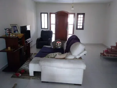Sobrado com 3 Quartos à venda, 303m² no Jardim Campo Verde, Mauá