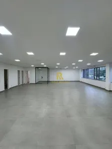 Sala Comercial para alugar, 165m² no Vila Olímpia, São Paulo