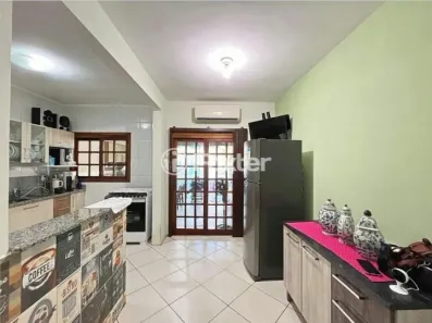 Casa com 3 Quartos à venda, 155m² no Espírito Santo, Porto Alegre