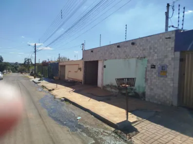 Casa com 3 Quartos à venda, 180m² no Residencial Flamboyant, Anápolis