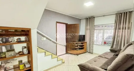 Sobrado com 3 Quartos à venda, 185m² no Parque Erasmo Assunção, Santo André