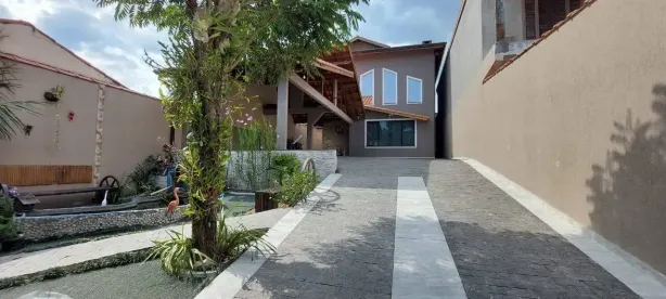 Fazenda/Sítio com 3 Quartos à venda, 275m² no Embu Guaçu, Embu-Guaçu