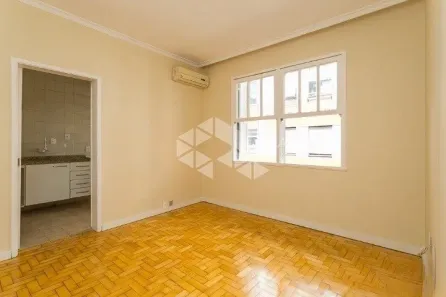 Apartamento com 2 Quartos à venda, 70m² no Menino Deus, Porto Alegre