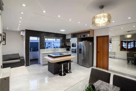 Casa com 4 Quartos à venda, 233m² no Sagrada Família, Belo Horizonte