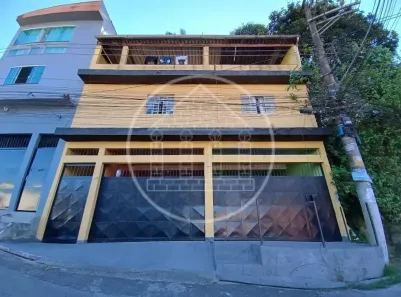 Sobrado com 4 Quartos à venda, 250m² no Jardim Noronha, São Paulo