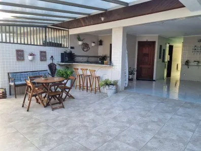 Casa com 3 Quartos à venda, 150m² no Embaré, Santos