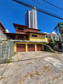 Casa com 8 Quartos para alugar, 330m² no Caminho das Árvores, Salvador