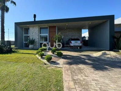 Casa com 3 Quartos à venda, 245m² no XANGRI-LÁ, Xangri-lá