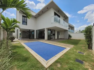 Casa de Condomínio com 4 Quartos à venda, 360m² no Tubalina, Uberlândia