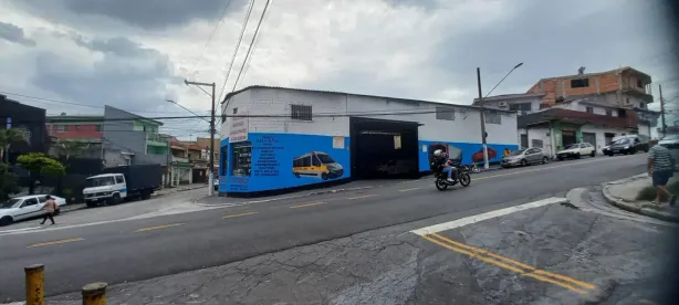 Galpão/Depósito/Armazém à venda, 880m² no Veloso, Osasco
