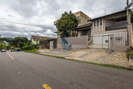 Casa com 3 Quartos à venda, 281m² no Santo Inácio, Curitiba