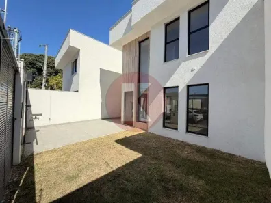 Casa com 3 Quartos à venda, 210m² no Planalto, Belo Horizonte