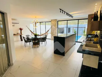 Casa com 5 Quartos à venda, 320m² no Capim Macio, Natal