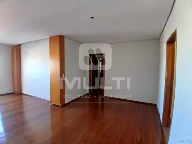 Apartamento com 3 Quartos à venda, 120m² no Tabajaras, Uberlândia