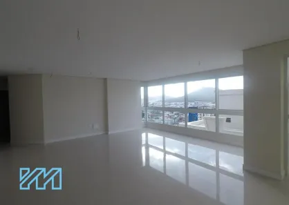 Apartamento com 4 Quartos à venda, 140m² no Centro, Balneário Camboriú