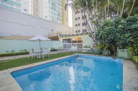 Casa com 3 Quartos à venda, 350m² no Boa Vista, Porto Alegre