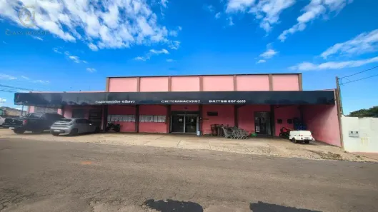 Galpão/Depósito/Armazém à venda, 695m² no Leonor, Londrina