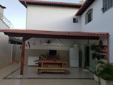 Casa com 3 Quartos à venda, 301m² no Ilha dos Araújos, Governador Valadares