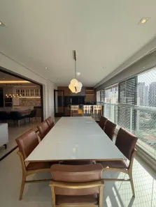Apartamento com 3 Quartos à venda, 179m² no Jardim das Acácias, São Paulo