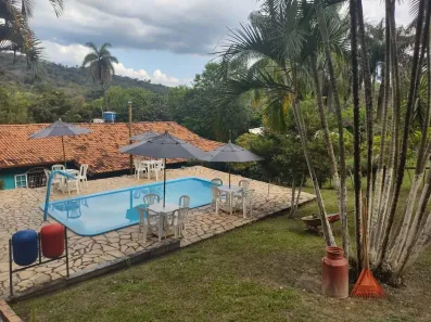 Fazenda/Sítio com 5 Quartos à venda, 700m² no Bandeirinhas, Betim