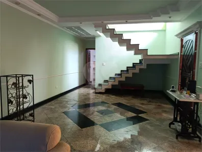 Sobrado com 3 Quartos à venda, 222m² no Vila Paiva, São Paulo