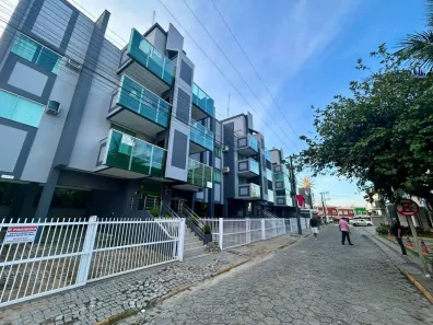 Apartamento com 2 Quartos à venda, 65m² no Centro, Bombinhas