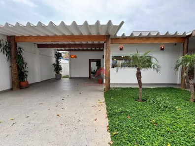 Casa com 3 Quartos à venda, 230m² no Jardim Satélite, São José dos Campos