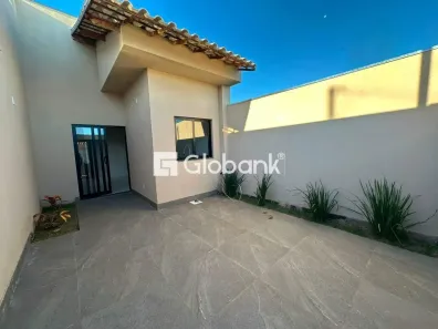 Casa com 2 Quartos à venda, 47m² no Loteamento Novo Primavera, Montes Claros