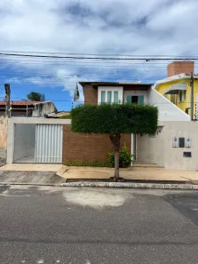 Casa com 4 Quartos à venda, 400m² no Aruana, Aracaju