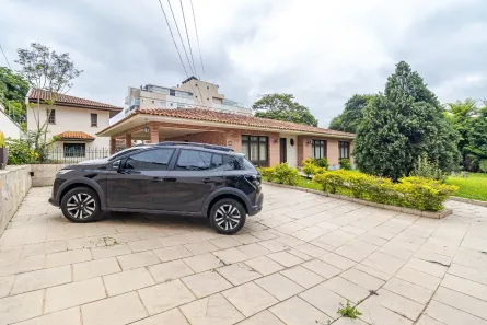 Casa de Condomínio com 3 Quartos para alugar, 511m² no Bacacheri, Curitiba