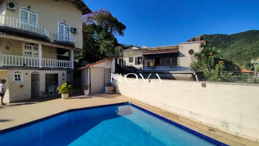 Casa com 5 Quartos à venda, 456m² no São Francisco, Niterói