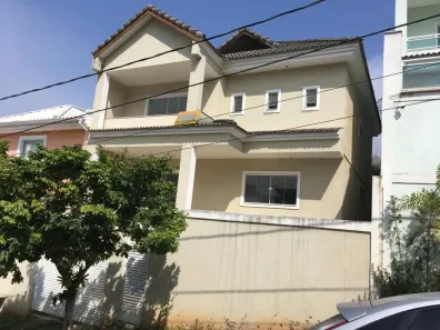 Casa de Condomínio com 3 Quartos à venda, 244m² no Pechincha, Rio de Janeiro