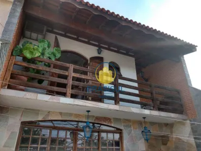 Sobrado com 3 Quartos à venda, 220m² no Interlagos, São Paulo
