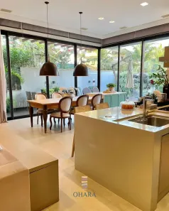 Casa de Condomínio com 3 Quartos para alugar, 217m² no Jardim Itália, Cuiabá