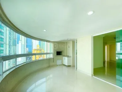 Apartamento com 3 Quartos à venda, 99m² no Pioneiros, Balneário Camboriú