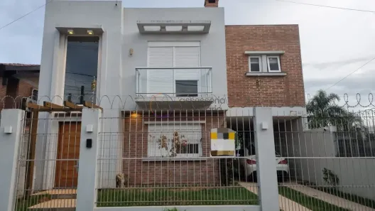 Casa com 3 Quartos à venda, 170m² no Laranjal, Pelotas
