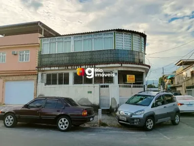 Casa com 3 Quartos à venda, 200m² no Realengo, Rio de Janeiro