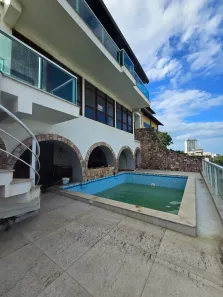 Casa com 5 Quartos à venda, 475m² no Glória, Macaé