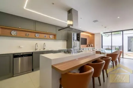 Casa com 4 Quartos para alugar, 230m² no Parque Jabaquara, São Paulo