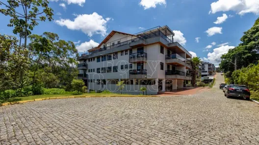Apartamento com 2 Quartos para alugar, 95m² no Braunes, Nova Friburgo