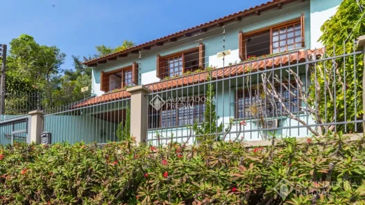 Casa com 5 Quartos à venda, 250m² no Chácara das Pedras, Porto Alegre