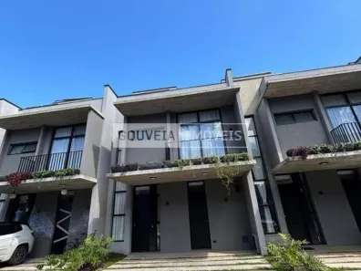 Sobrado com 3 Quartos à venda, 154m² no Xaxim, Curitiba