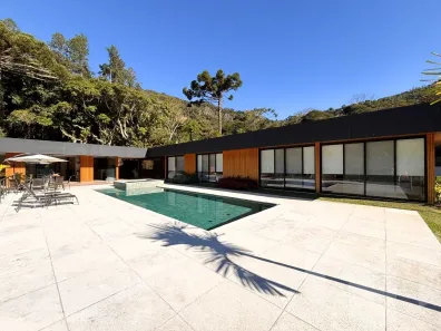 Casa de Condomínio com 5 Quartos à venda, 3700m² no Pedro do Rio, Petrópolis