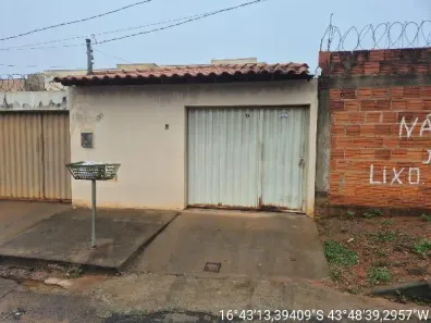 Casa com 2 Quartos à venda, 100m² no Nova Suiça, Montes Claros