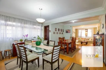 Casa com 4 Quartos à venda, 266m² no Cajuru, Curitiba
