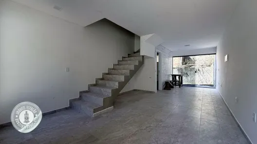 Sobrado com 2 Quartos à venda, 76m² no Velha Central, Blumenau