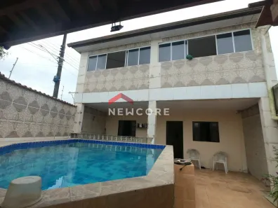 Sobrado com 6 Quartos à venda, 245m² no Balneario Gaivotas, Itanhaém