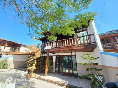 Casa com 4 Quartos à venda, 415m² no Piratininga, Niterói